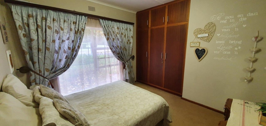 4 Bedroom Property for Sale in Oosterville Northern Cape